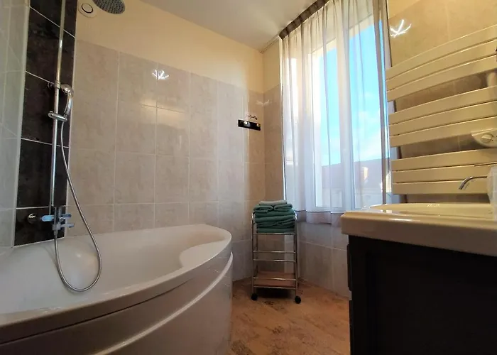 En Normandie En Front De A , 3km D'arromanches, 10km De Bayeux * אסנלס